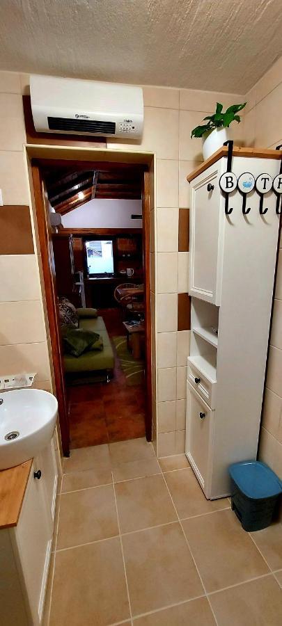 Studio apartman Buteo Jastrebarsko Exterior foto
